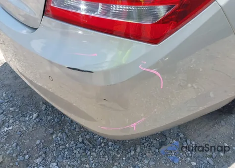 2014 Buick Lacrosse Leather Group z USA, uszkodzony, nr VIN 1G4GB5GR2EF285584